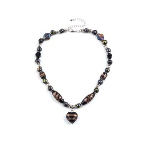 Look East Caramel Heart Necklace - Black